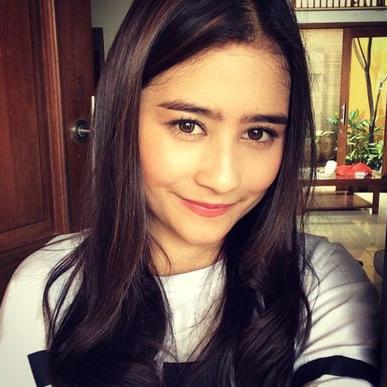 Foto Editan Bugil Mirip Prilly Latuconsina Banyak Yang Mencari