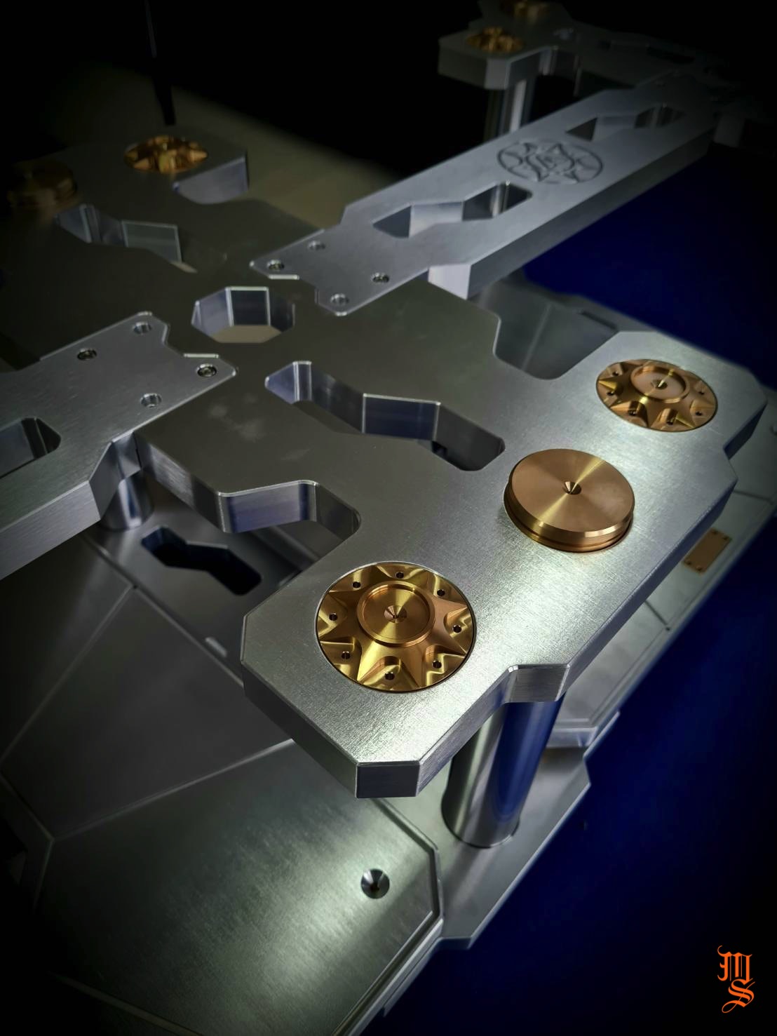 LIFE AUDIO MASTERPIECE RACK – M & S | Ultimate High-Fidelity