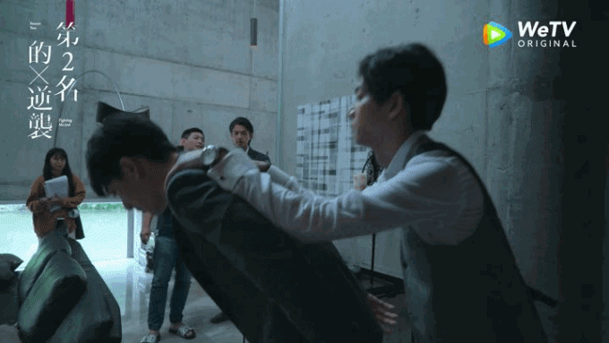 djqnqk.gif” border=