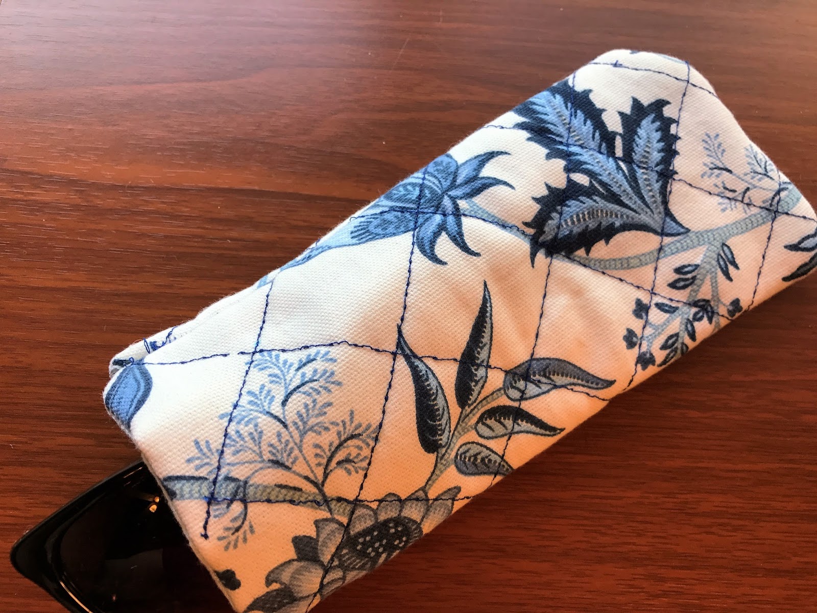 Straddling the Gap Sew Practical Quilted Glasses Case