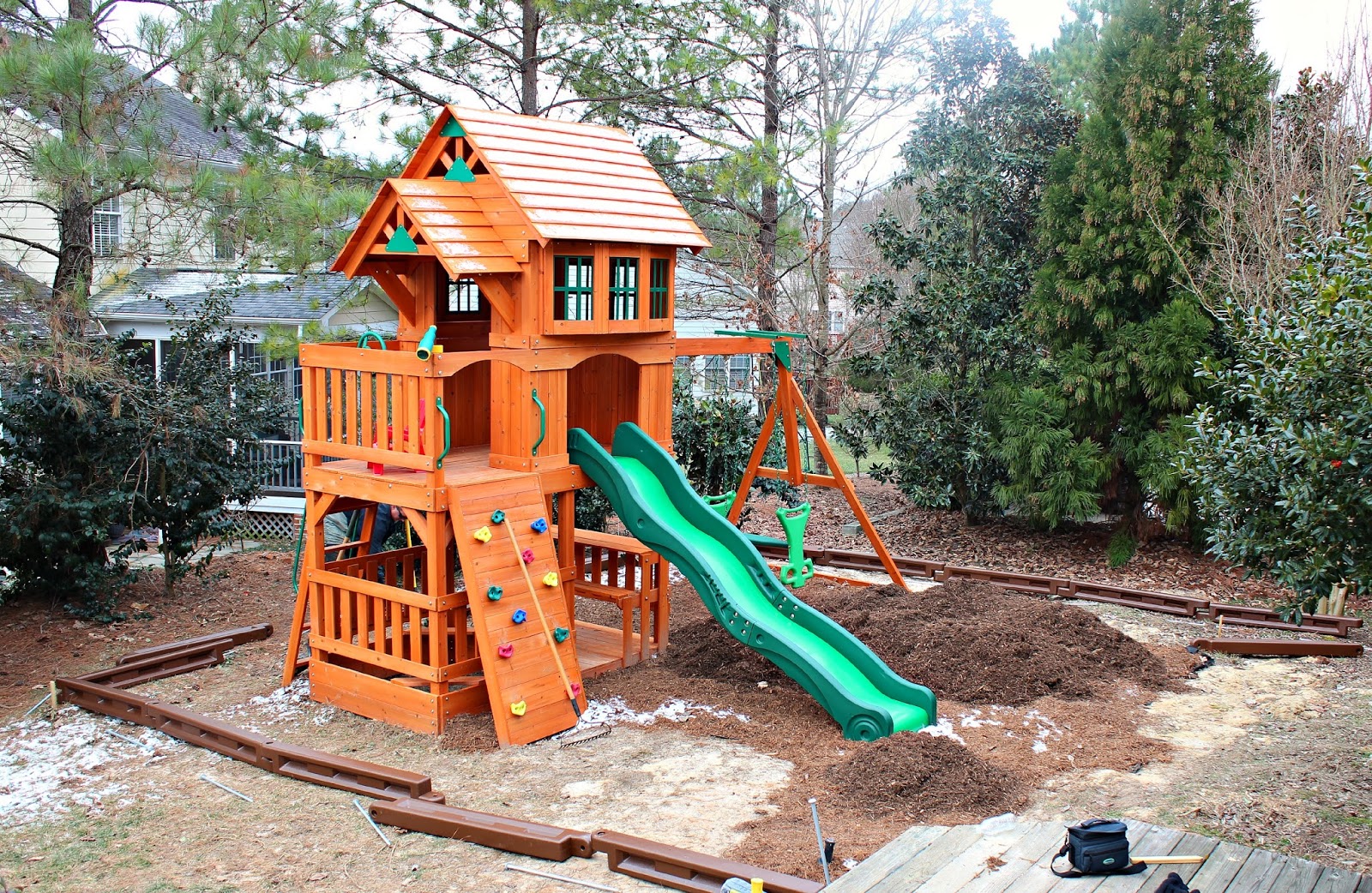 carolina on my mind Backyardigans Part 12 (Playset Border)