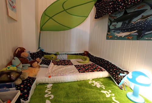 http://offbeatfamilies.com/2011/07/toddler-bed-floor-mattress
