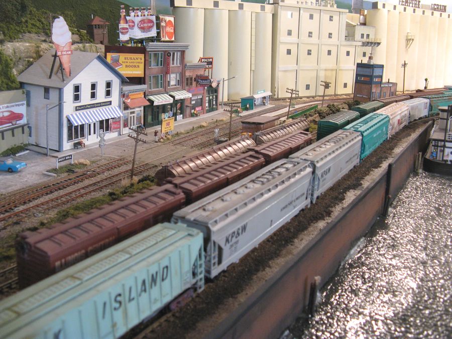 The Kings Port Division HO Scale Model Railroad Derailment Affects