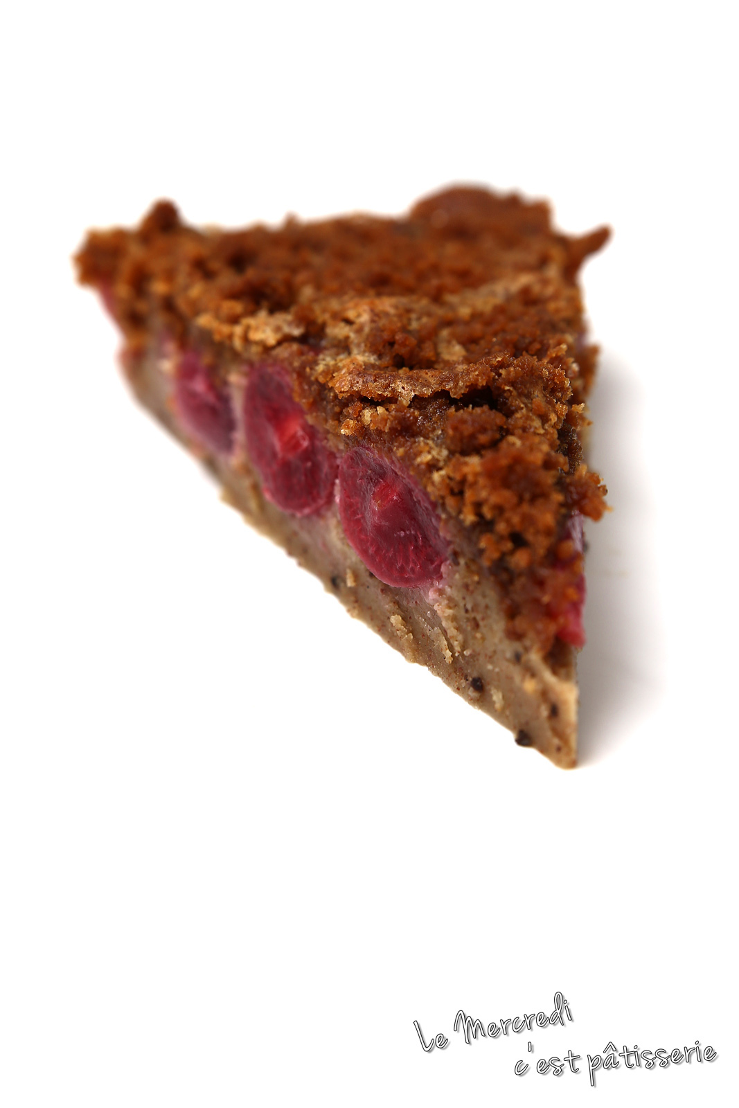 Clafouti aux cerises et aux noisettes, et son crumble speculoos de ... Clafouti aux cerises et aux noisettes, et son crumble speculoos de ...