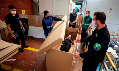 Incredible Discovery convertible bed to coffin