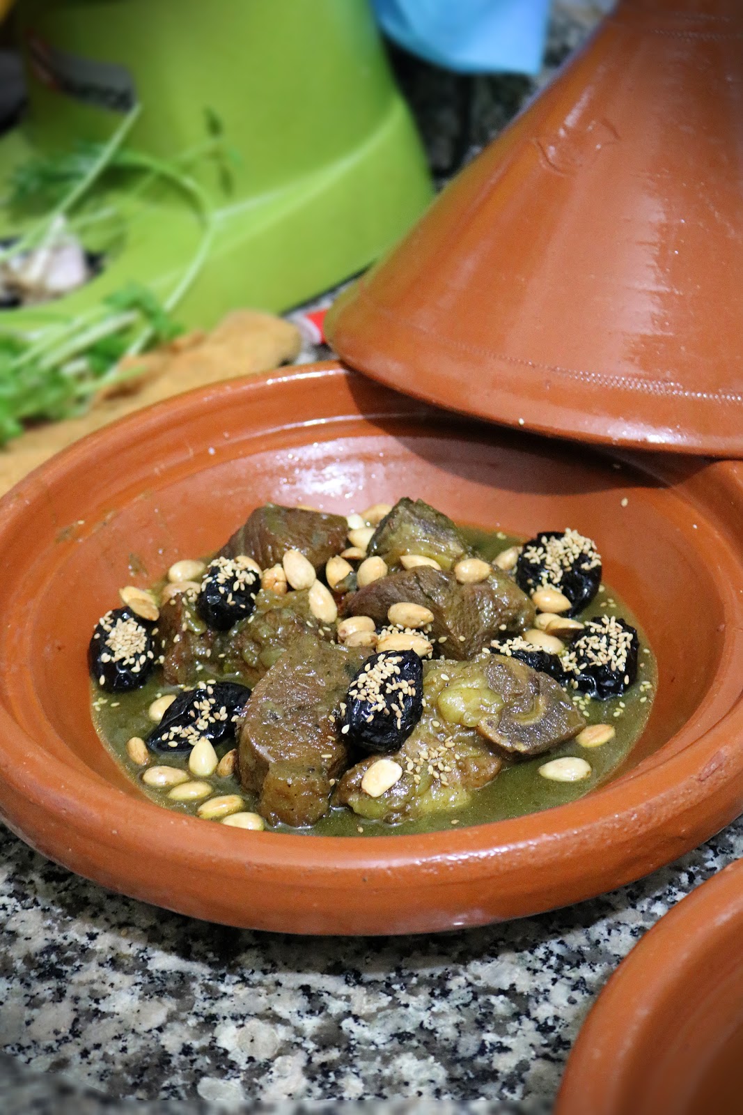 Kitchen Elf Traditionele Marokkaanse runder tajine met pruimen en amandelen