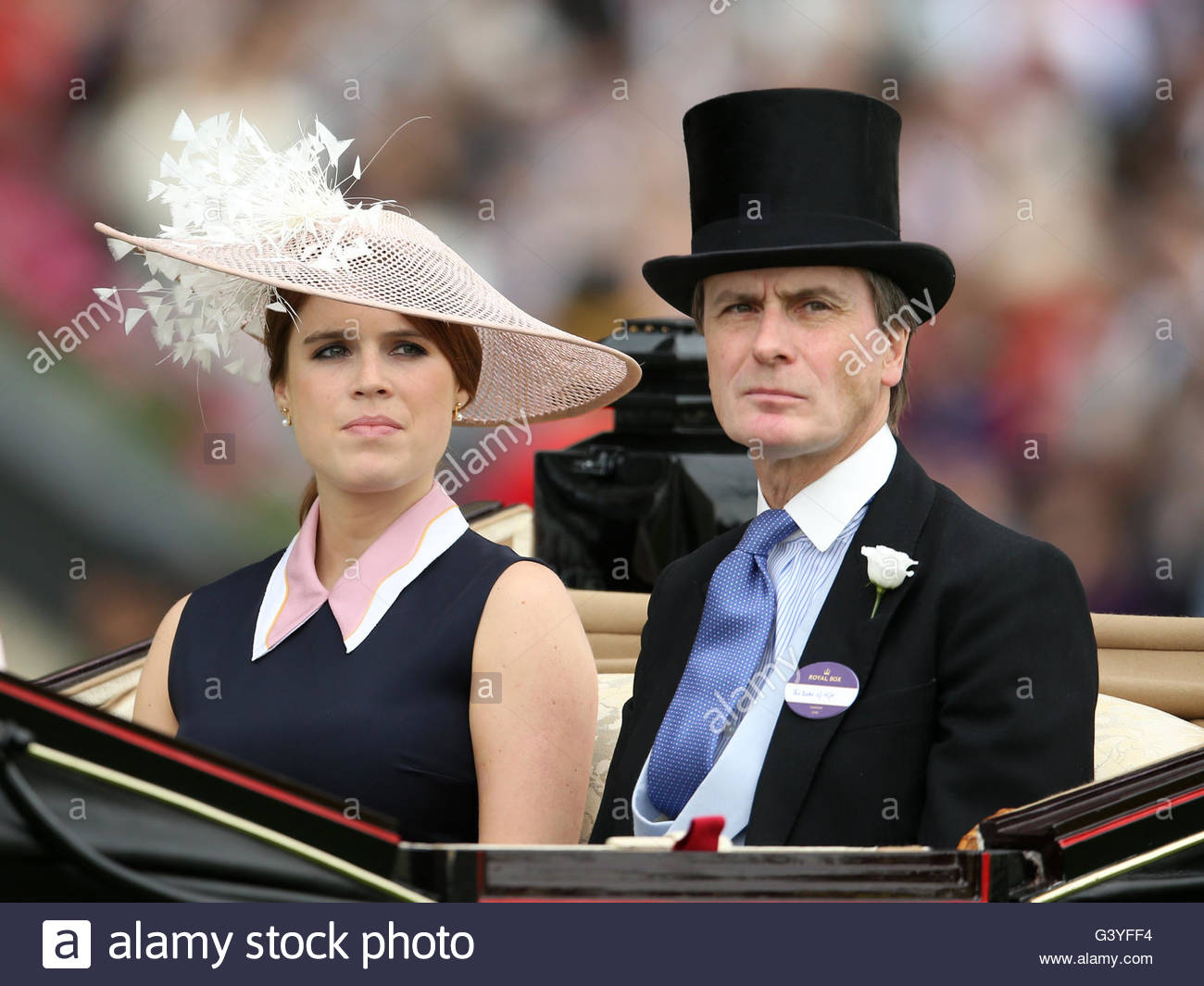 The 60th Birthday of the Duke of Fife, Cousin of the Queen Lemonade nynaa 1023