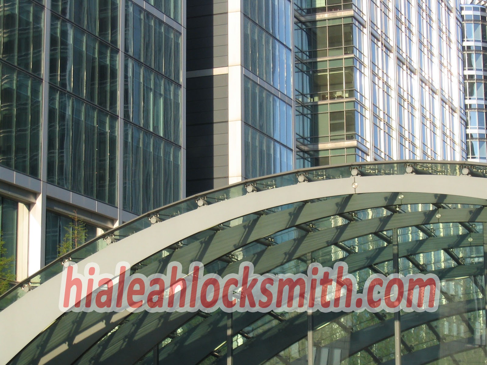 Hialeah Locksmith What to do about a jammed safe