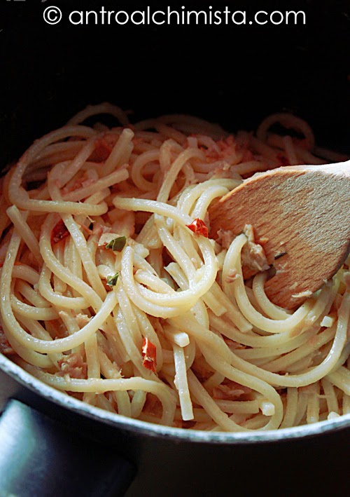 Tonnarelli Aglio, Olio, Peperoncino e Tonno