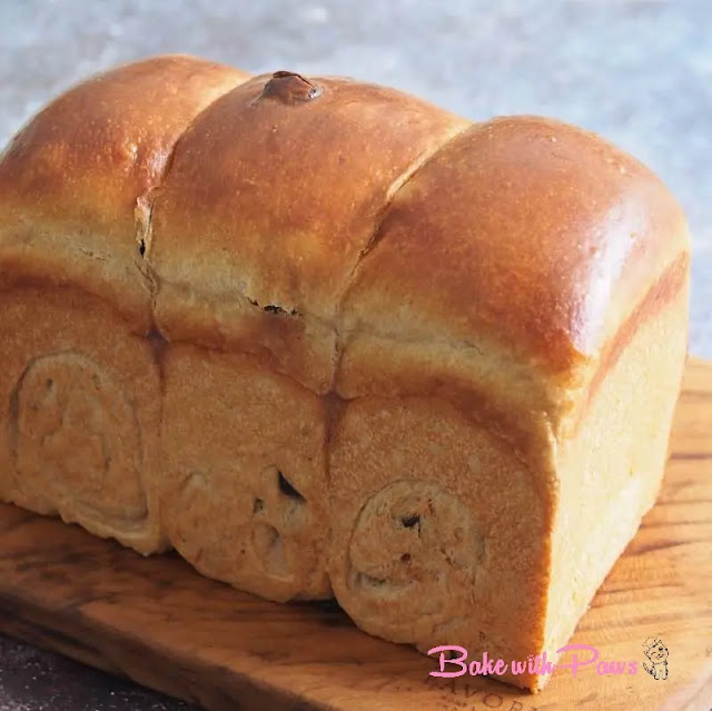 Cinnamon Raisin Soft Sourdough Bread