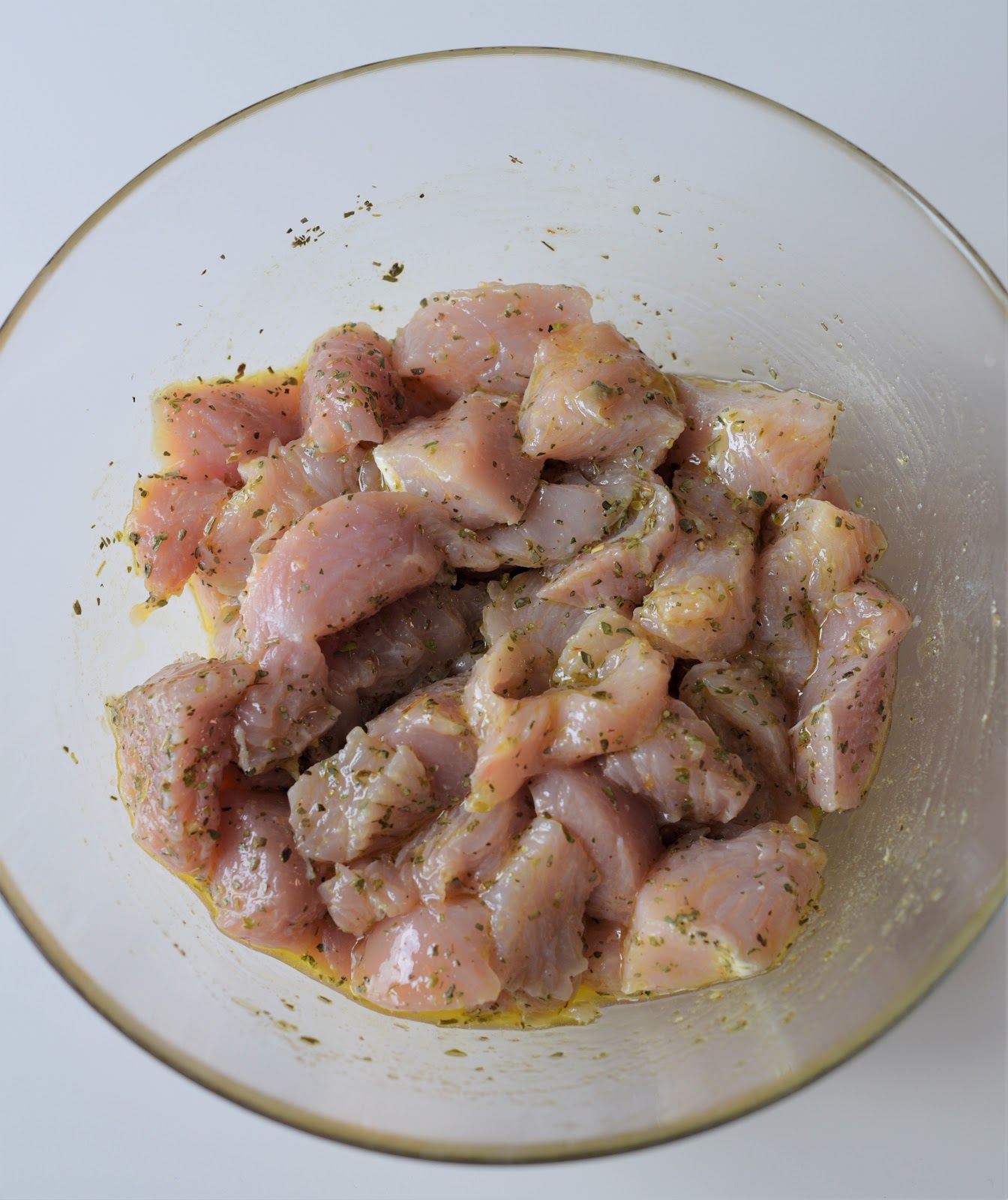 Hähnchen Souvlaki mit Tsatsiki – original griechisches Rezept | Kessy Bona