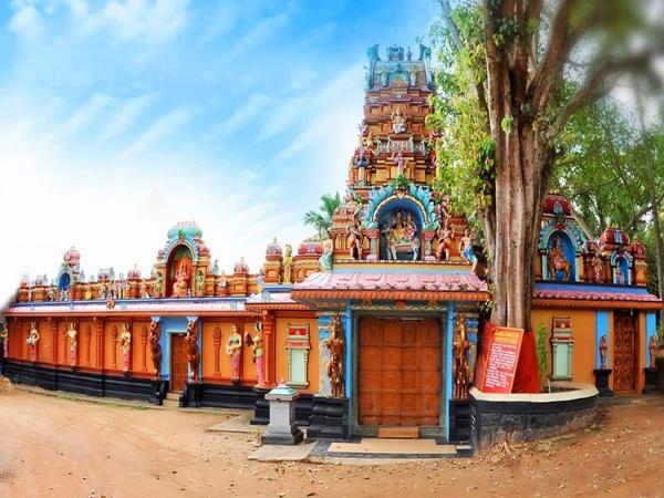 Aazhimala Siva Temple The statue is very detailed and very beautiful 3d structure constructed by devadathan. aazhimala siva temple