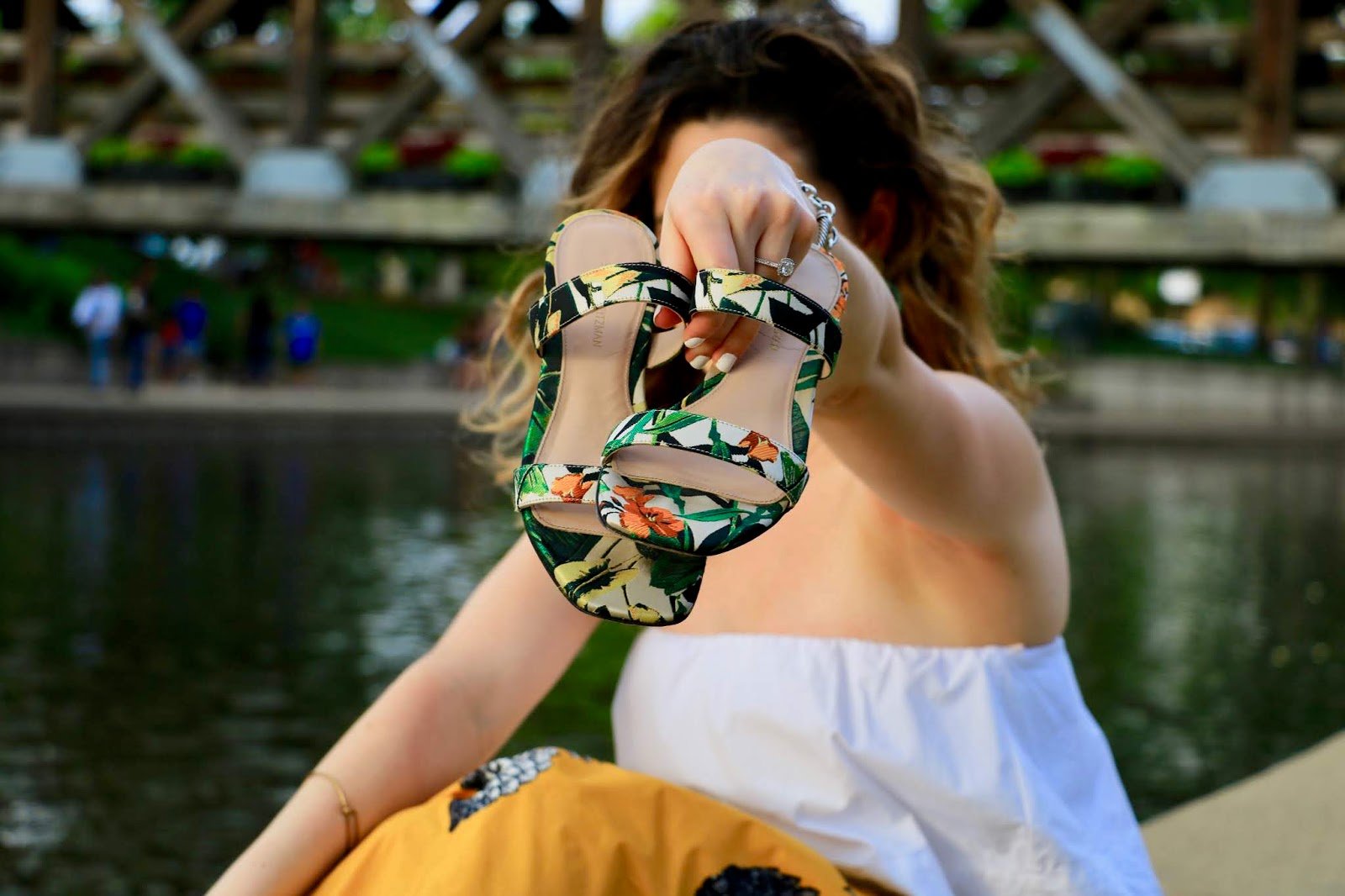 Nyc fashion blogger Kathleen Harper wearing Stuart Weitzman tropical, floral print sandals.