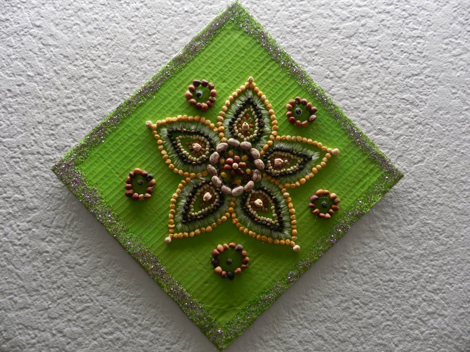 Creative DIY crafts: Beautiful rangoli wall craft made with lentils and ...