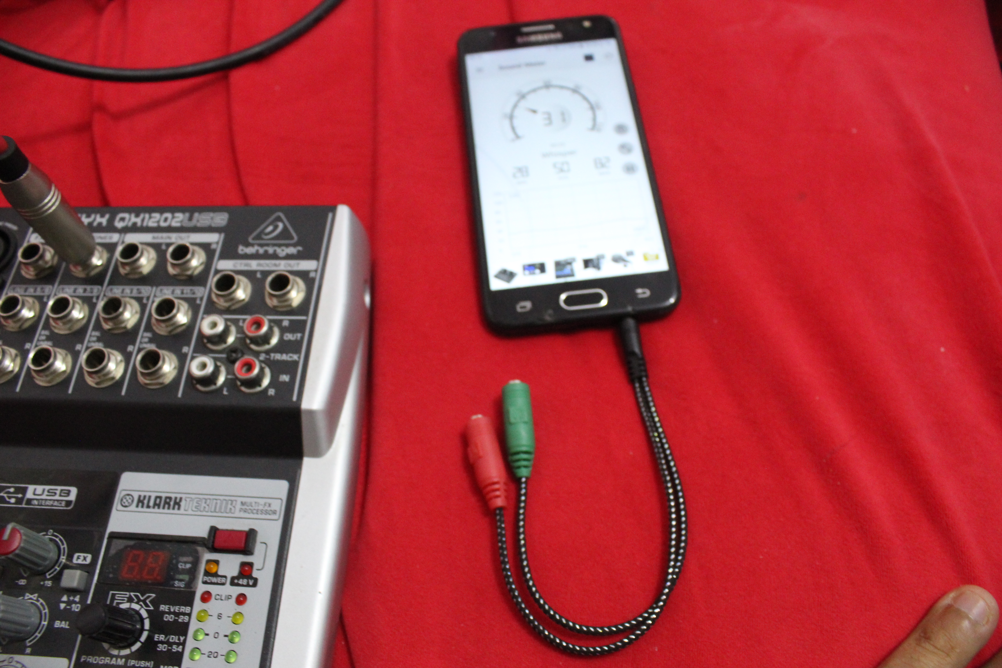 COMO TRASMITIR AUDIO DE CALIDAD DESDE UN CELULAR USANDO LA SALIDA DE