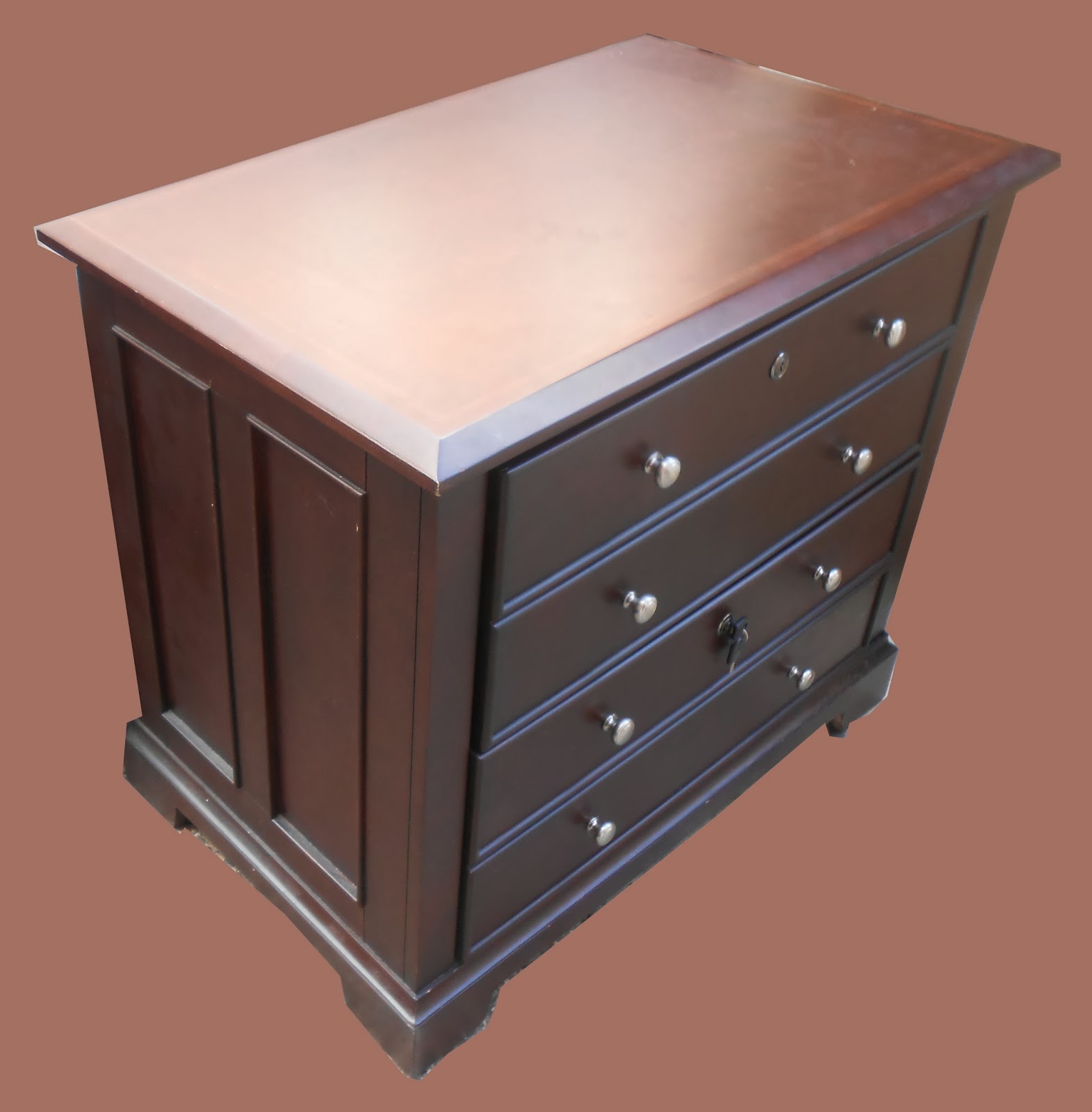 Uhuru Furniture & Collectibles Locking File SOLD