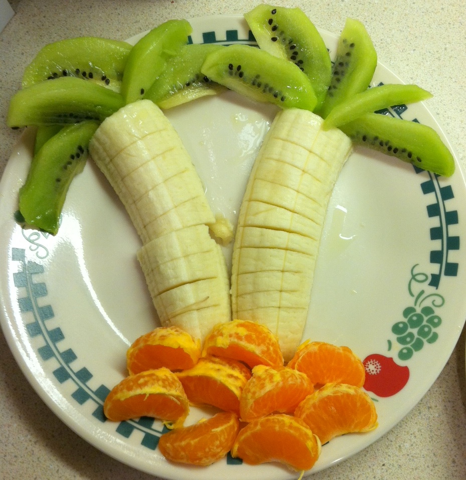 TVdesigns Fruit plates for Breakfast