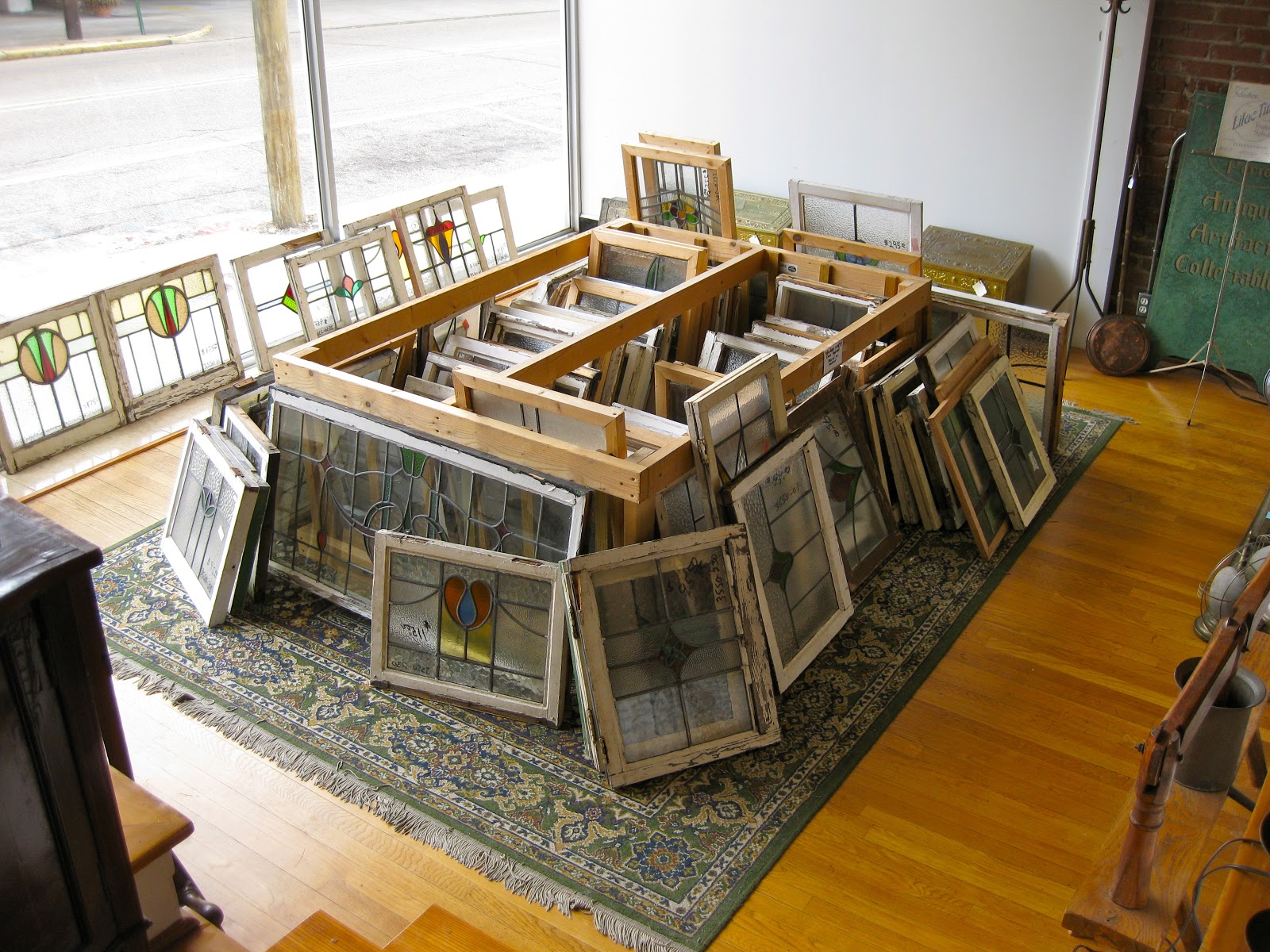 Vicksburg's Adolph Rose Antique Shop STAINED GLASS