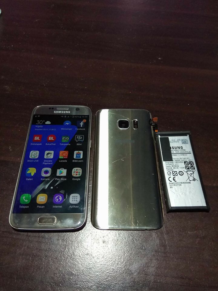 Cara Ganti Baterai Tanam Samsung Galaxy S7