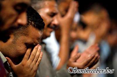 Bacaan Doa Qunut Nazilah Latin Lengkap Sesuai Sunnah Bacaan Doa Qunut Nazilah Arab Latin Lengkap Artinya Sesuai Sunnah