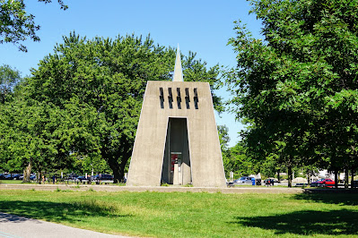 Monument to Sir Gzowski for building Canadian railroads