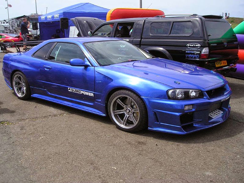 Galeri Foto Modifikasi  Mobil Sport Nissan  Skyline Terbaru 