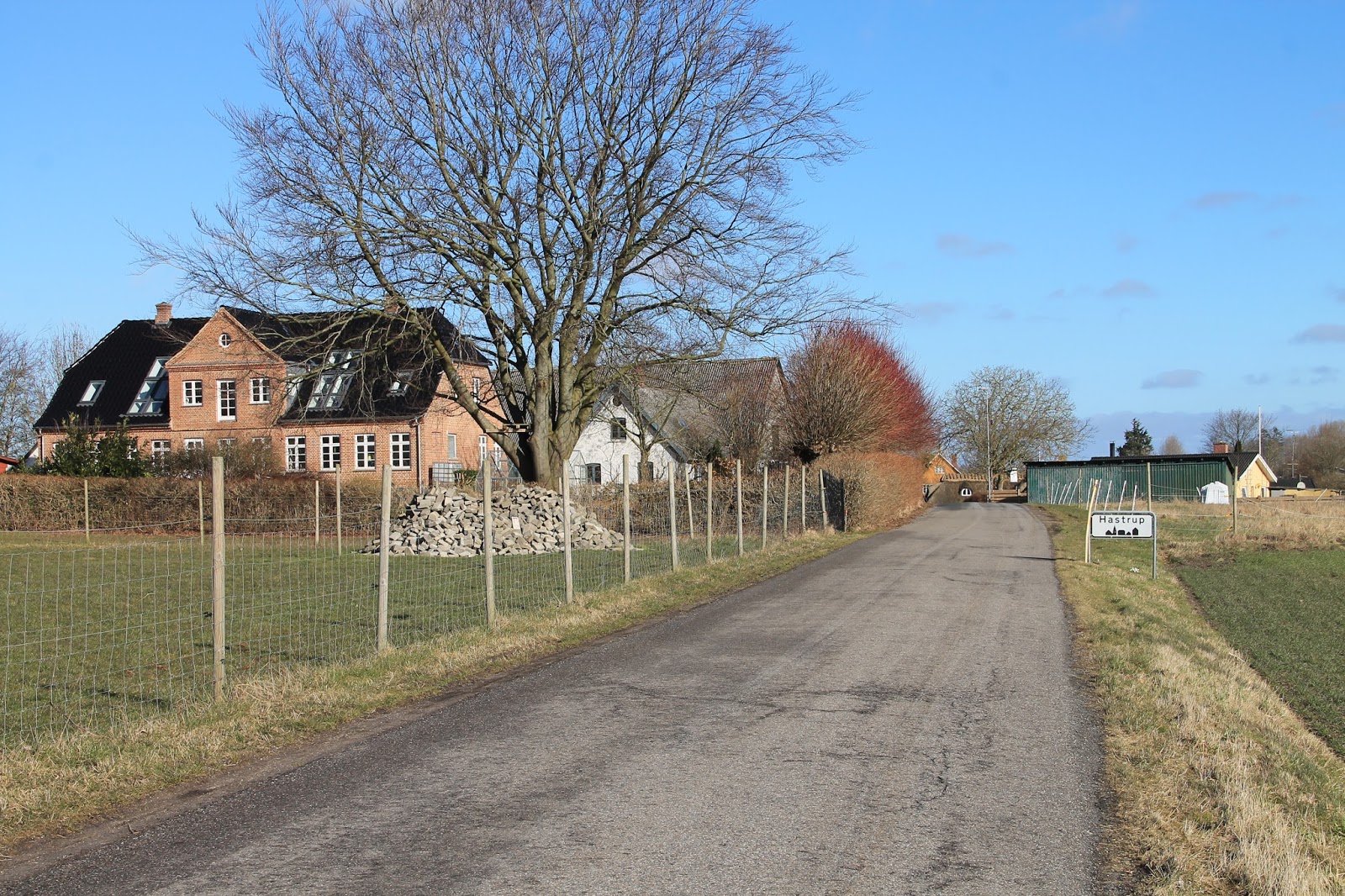 Vandringsløse Tidende: Gudernes Stræde (1): Gadstrup - Mosede