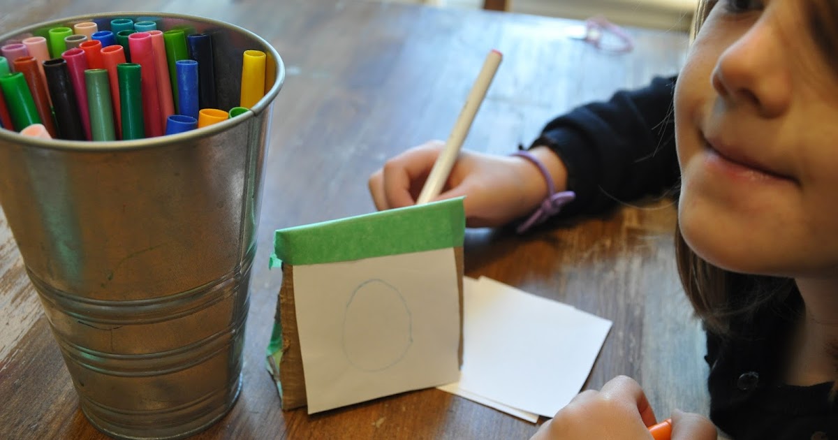 Mini Cardboard Easel