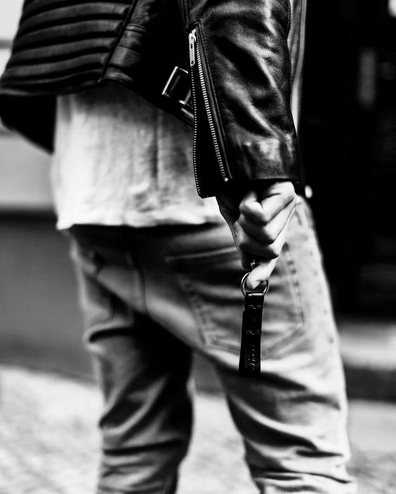 ellopiageenos i want you.We can bring it on the floor.You've never