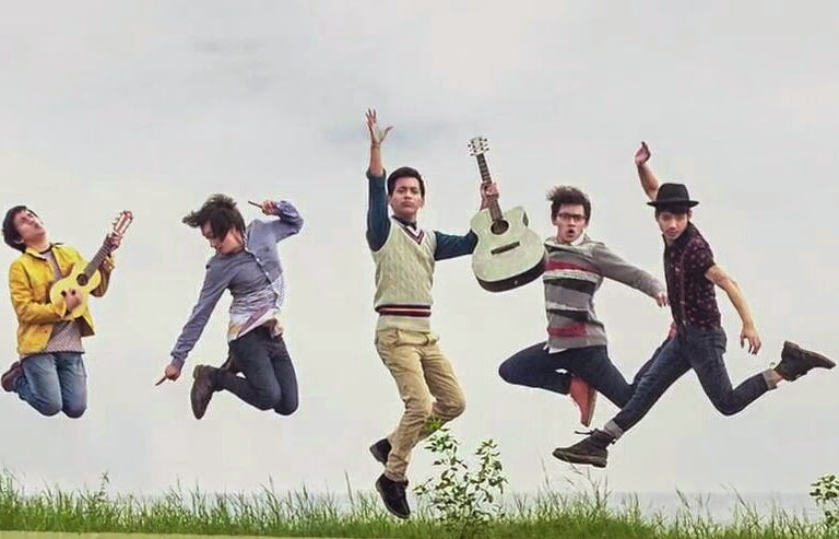 Video Lagu Esok Kan Bahagia Sekali