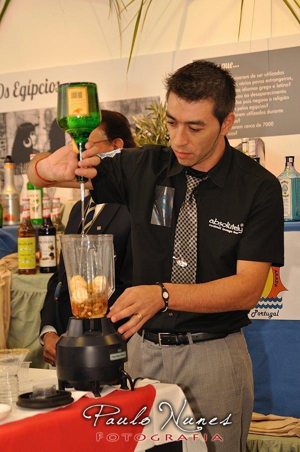 MIXOLOGIA COCKTAILS & MISTURA FINA FRANCISCO GUERREIRO. Rubrica