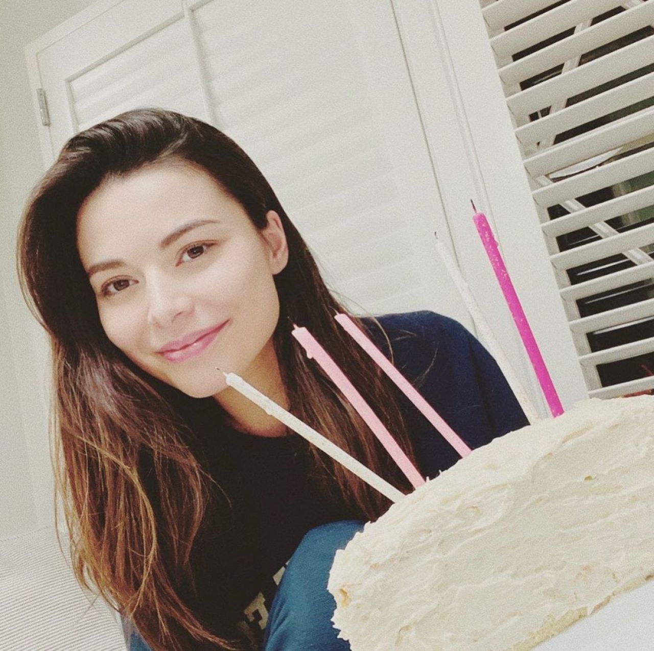 labels miranda cosgrove share