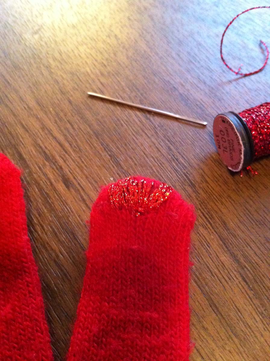 Blog of the week - conductive thread - Light Stitches