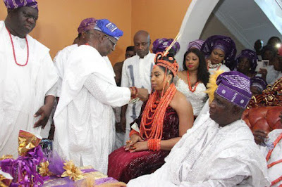 Ooni%2Bof%2BIfe%2Bweds%2Bnew%2Bwife%2Bin%2BBenin%2B9888888