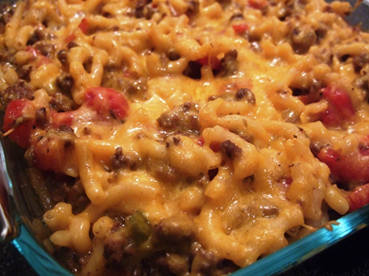 Beef and Macaroni Casserole QUICK RECIPES