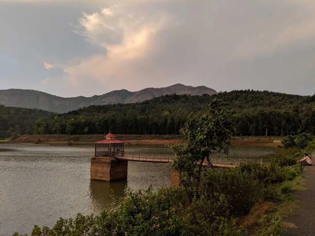 Hirekolale Lake places to visit in Chikmagalur