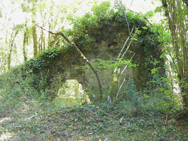 Salt smuggler's den, Indre et Loire. France. Photo by Loire Valley Time Travel. Salt smuggler's den, Indre et Loire. France. Photo by Loire Valley Time Travel.