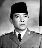 Foto Soekarno hitam putih