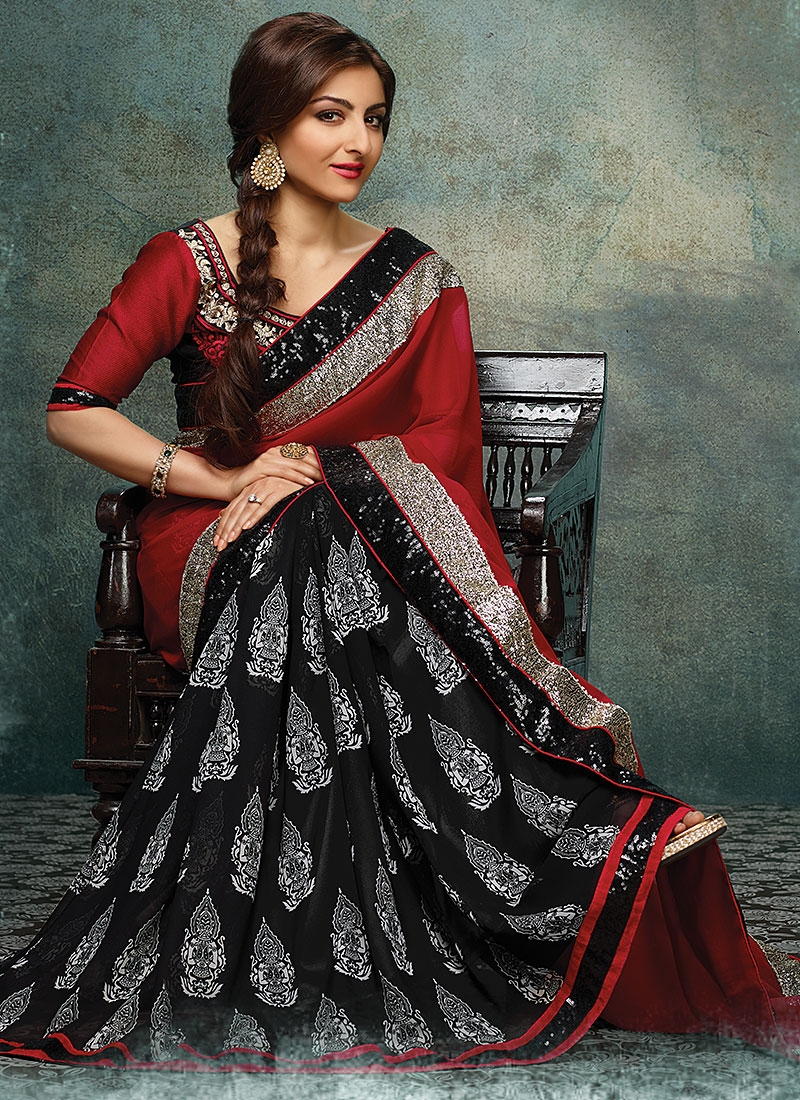 5 Gorgeous Black and Red Sari Look For Wedding Reception