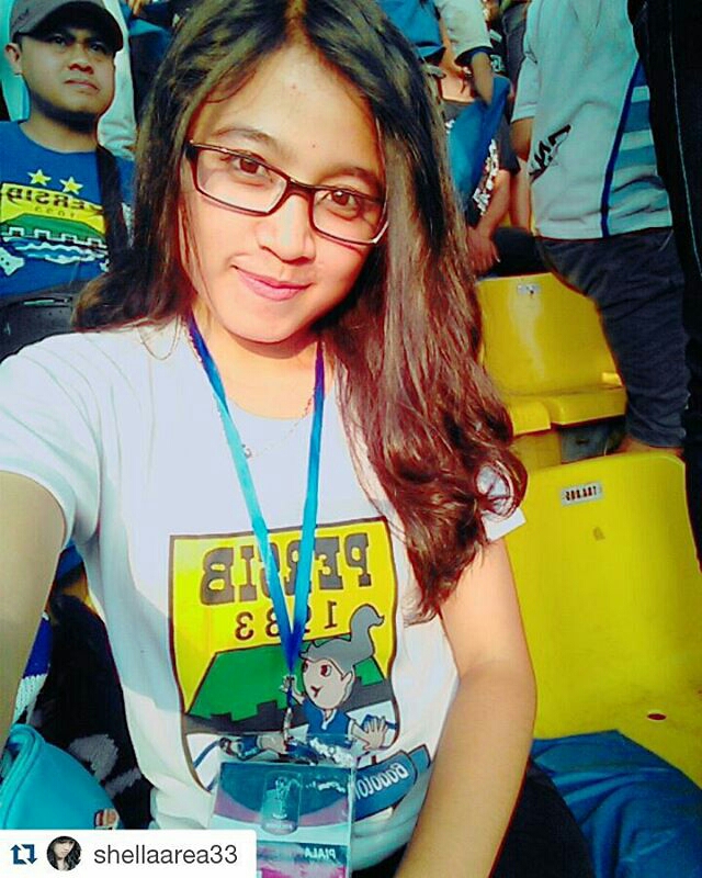 Foto Ladies Viking Persib Cantik | PERSIB BANDUNG