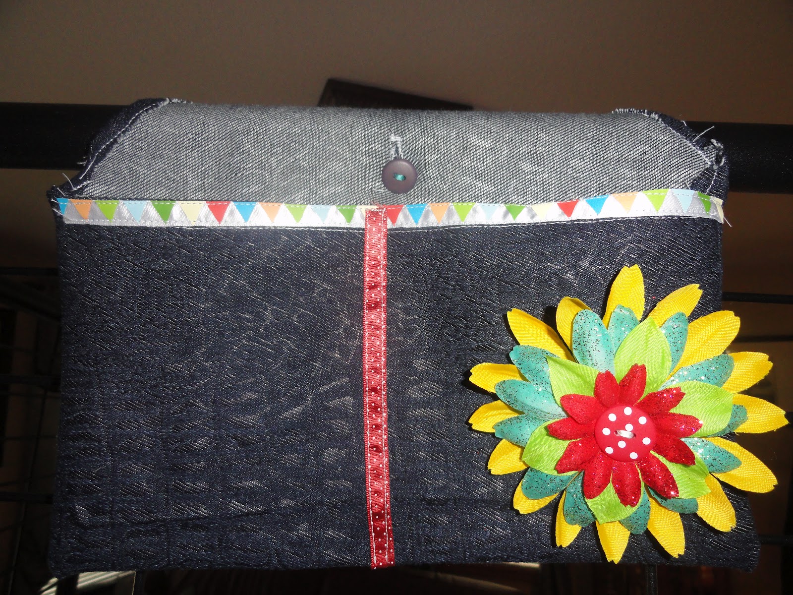 to the UNIcorner *SEW* Easy Chair Pockets!