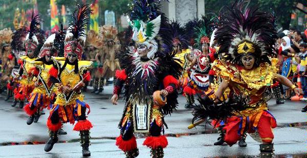 Mengungkap Misteri Topeng Ireng Info Borobudur Dan Wisata Magelang Wa 0813 2707 6559 Vw Tour Sepeda Rafting Jeep Andong