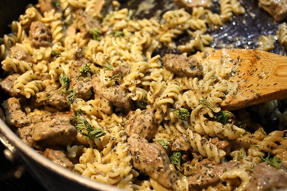 Cooking Gluten Free with Bea Creamy Pesto Fusilli with Beef