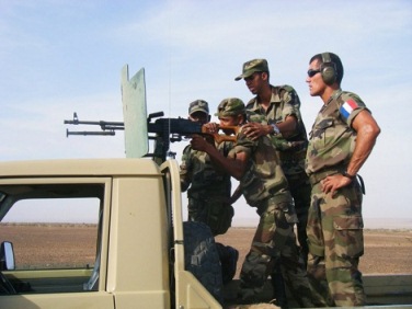 مناورات عسكرية واسعة النطاق في موريطانيا وإستنفار جزائري على الحدود التونسية