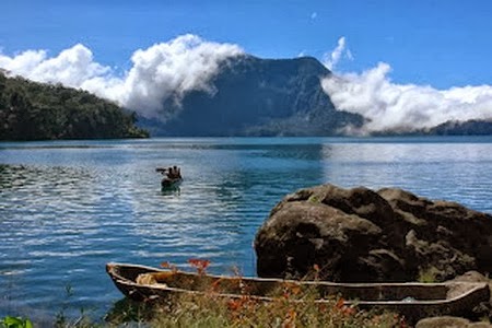Objek Wisata Danau Gunung Tujuh