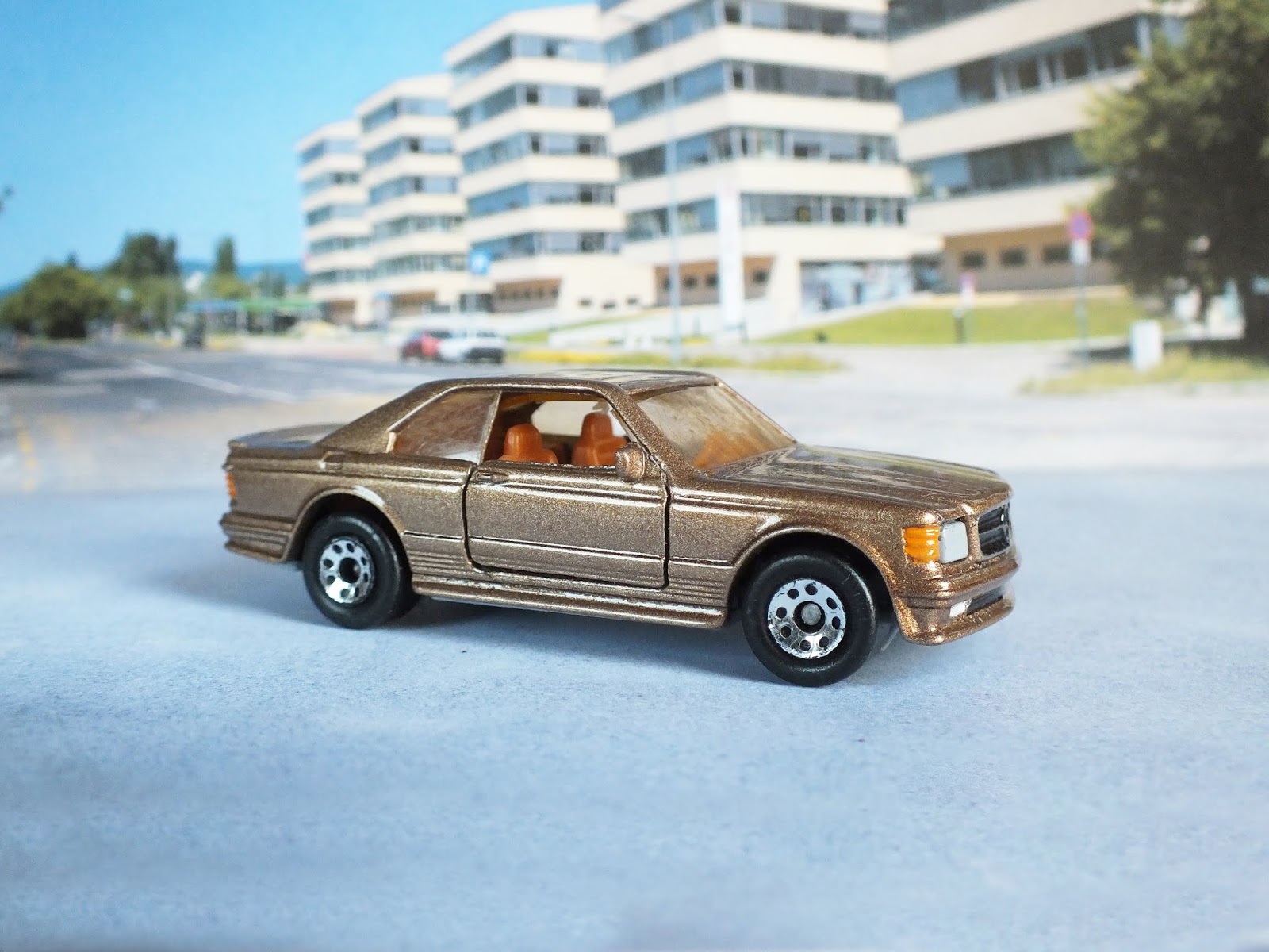 matchbox mercedes 500 sec