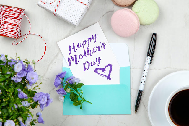Top 10 mother's day gift ideas.Mother;s day gift ideas for hard to buy.