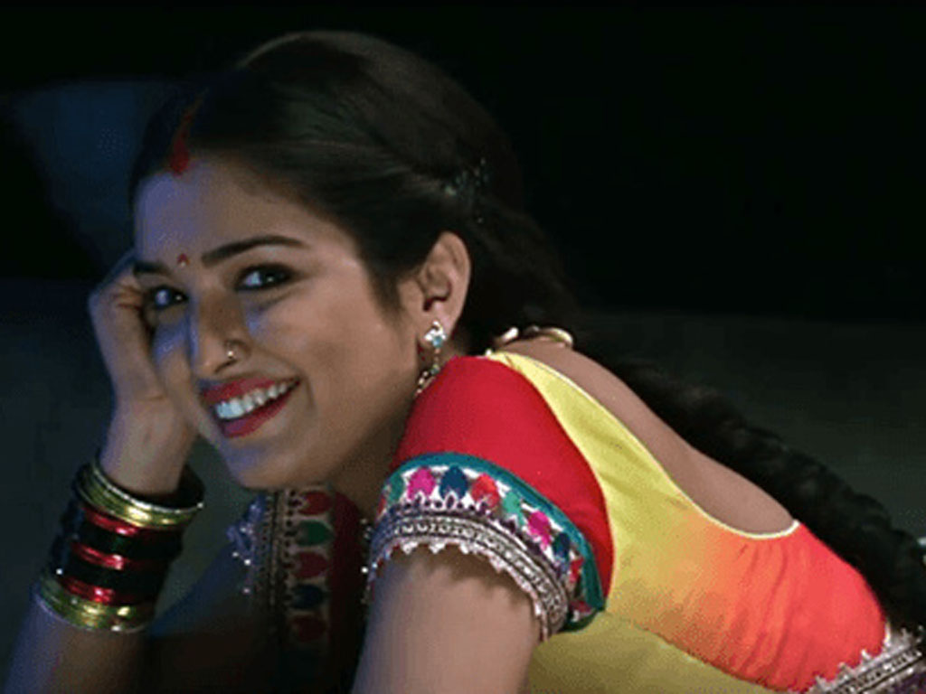 1024px x 768px - Bhojpuri Actress Amrapali Dubey Photos ~ All Heroines Photos