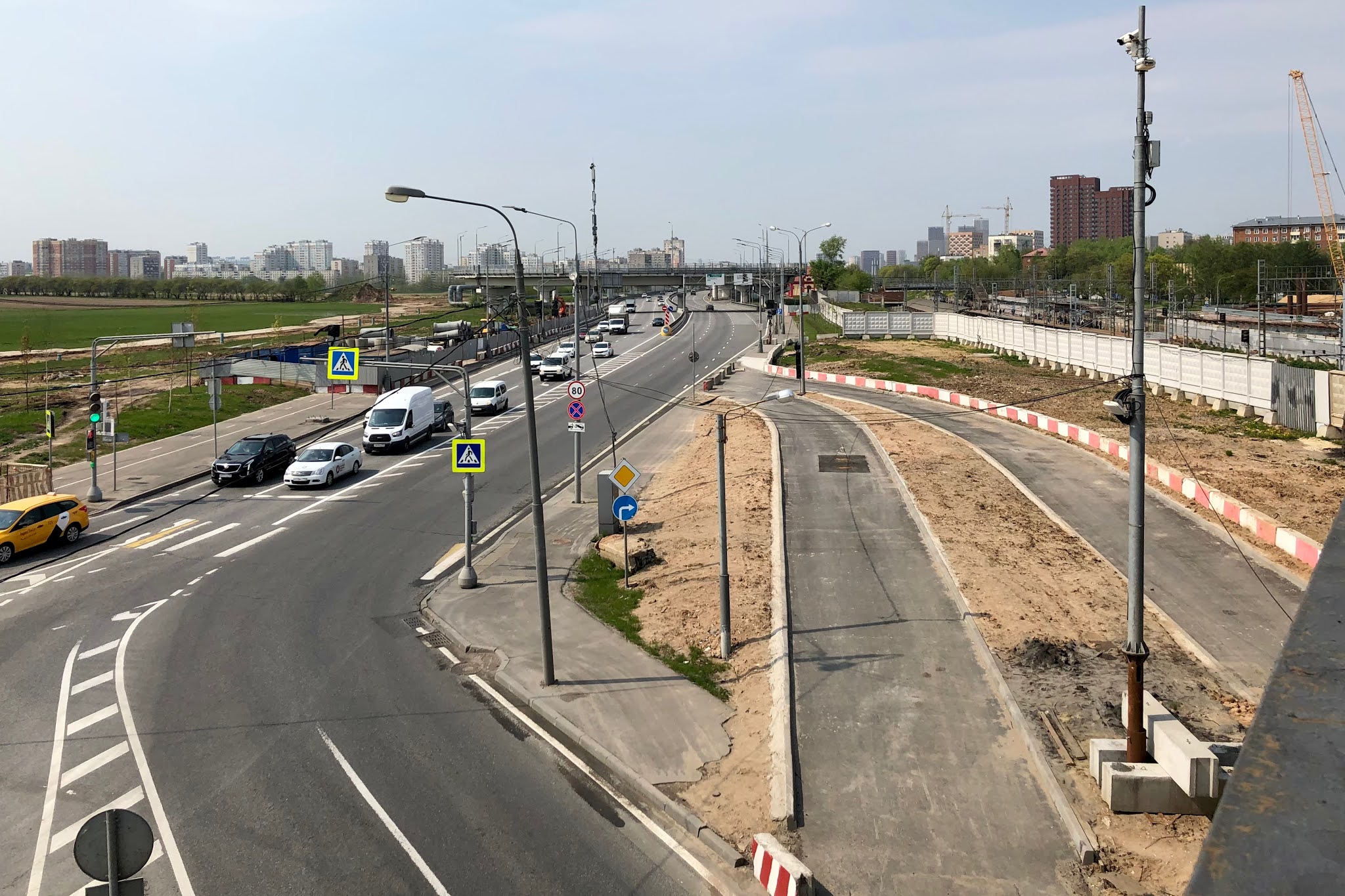 Дмитровское шоссе (москва). Дорога на дмитровском шоссе. Дорога на дмитровском шоссе. Каширское шоссе автобан. Мкад дмитровское шоссе.