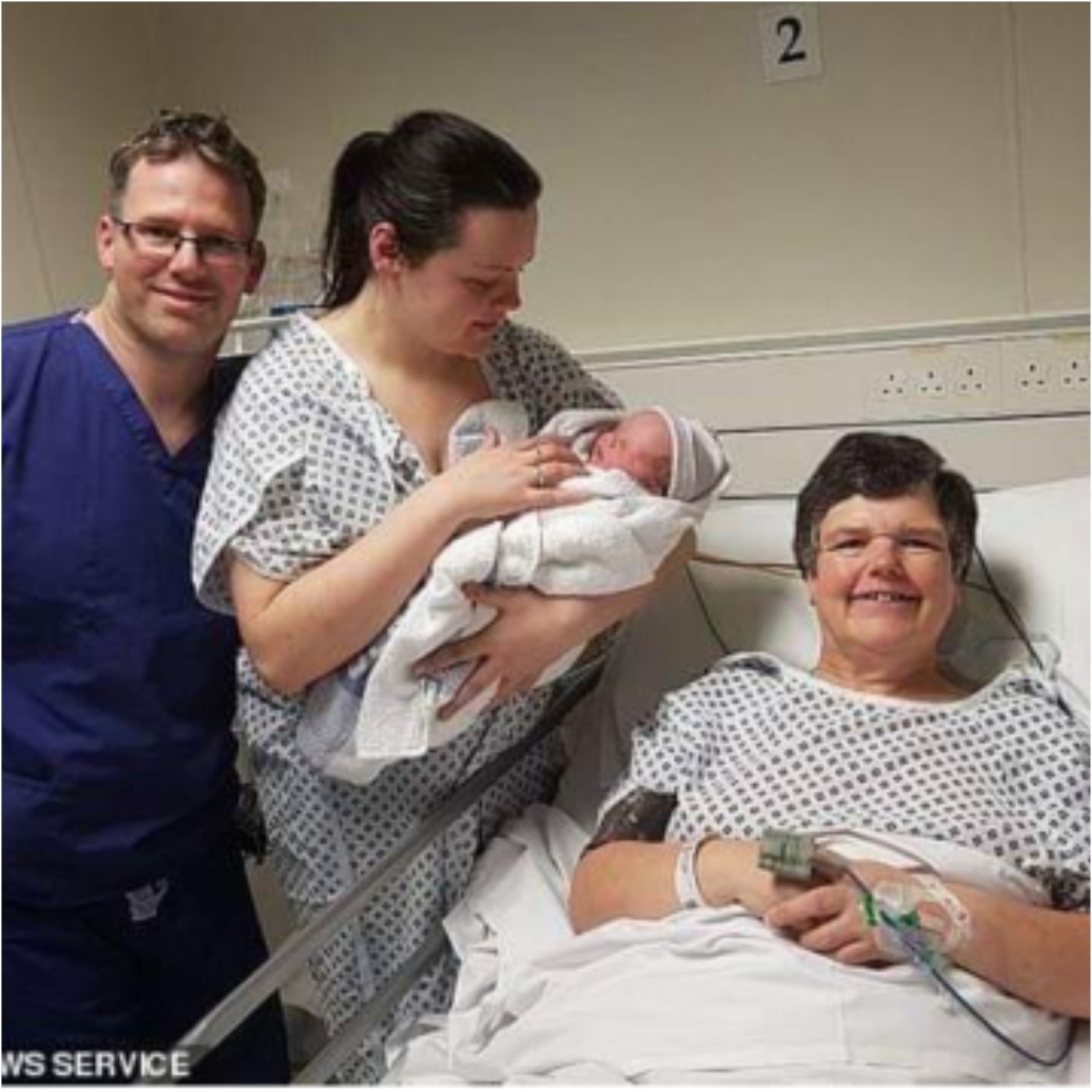 Родить в сорок лет. Родить в сорок лет. Поздняя беременность. Женщины родившие в 47 лет. Родить в сорок лет.